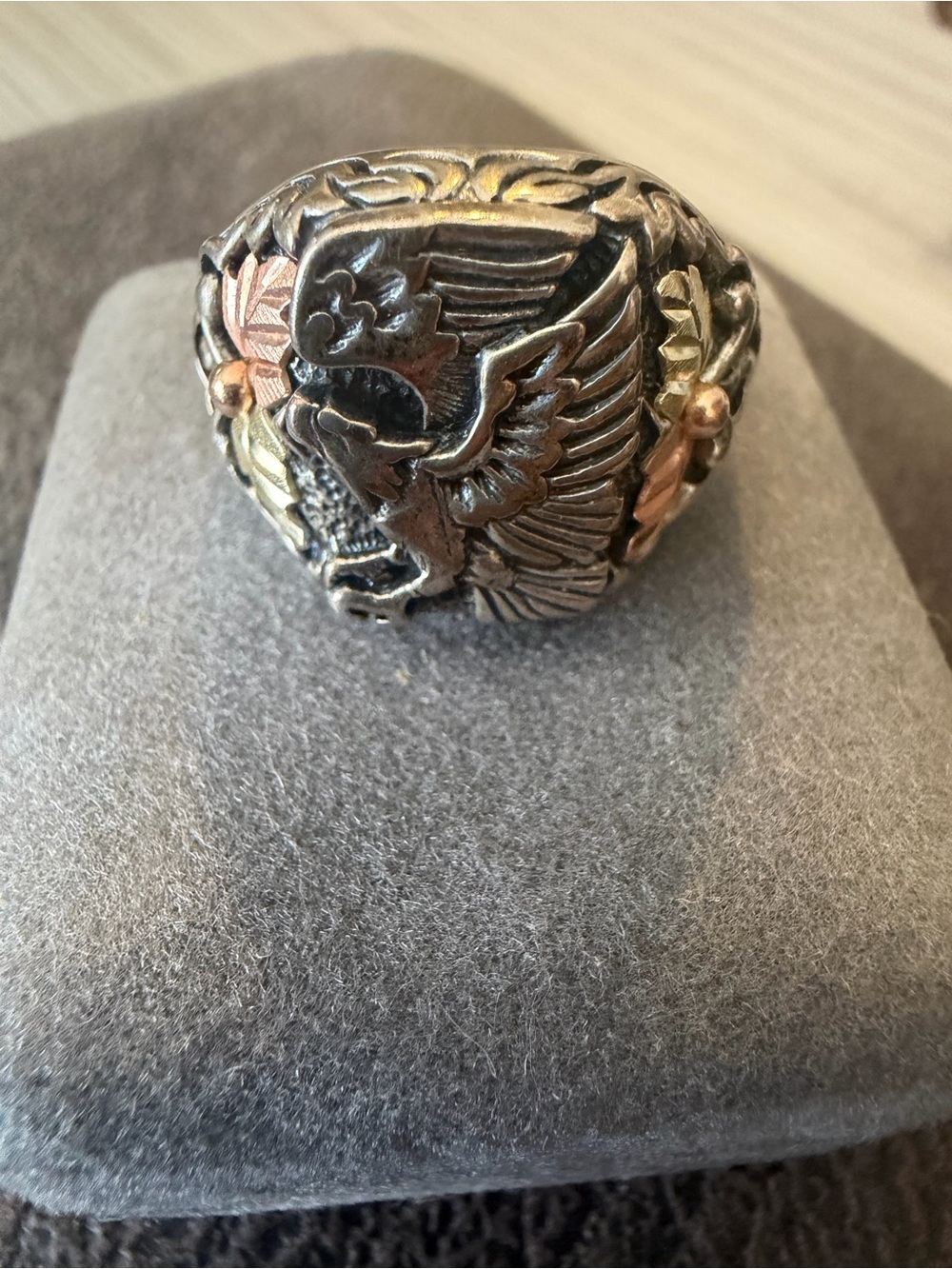 Eagle ring Black Hills Gold band size 13.5 sterling silver men